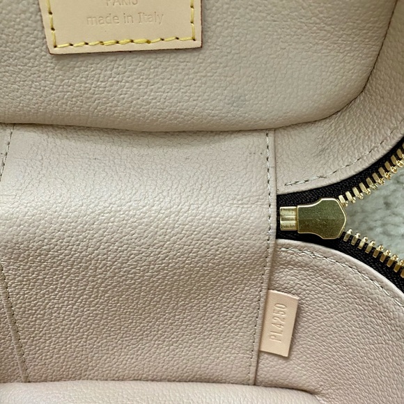 Louis Vuitton Nano Nice in monogram - Picture 5 of 8